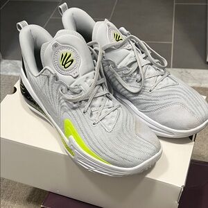 Curry 12 size 13 men’s basketball Gray and Yellow Athletic Sneakers